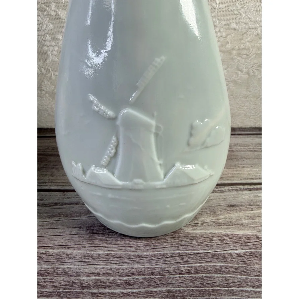 Vintage Jim Beam liquor Delft Nautical Decanter Sailing Ship Windmill 13.5 Inch‎